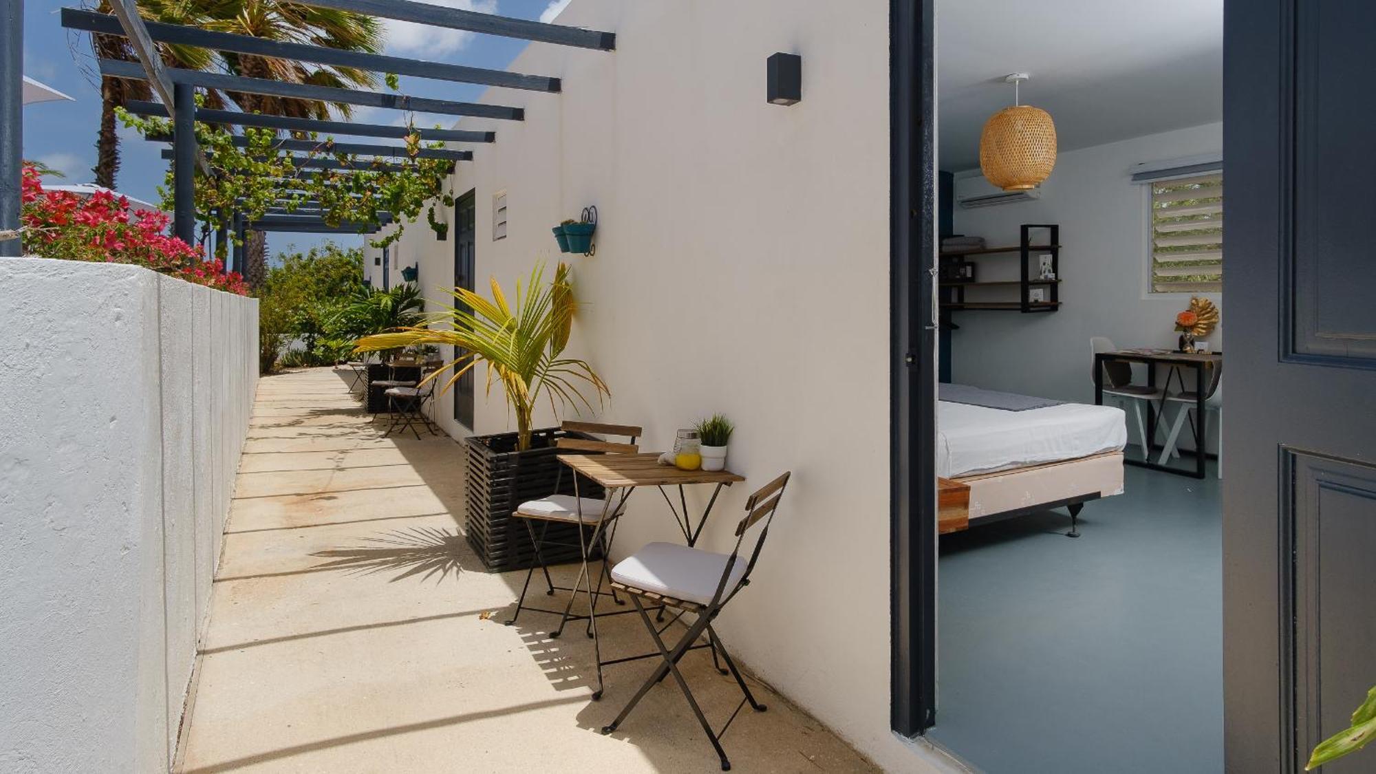 Saint Joris A Tiny Boutique Resort Willemstad Exterior photo
