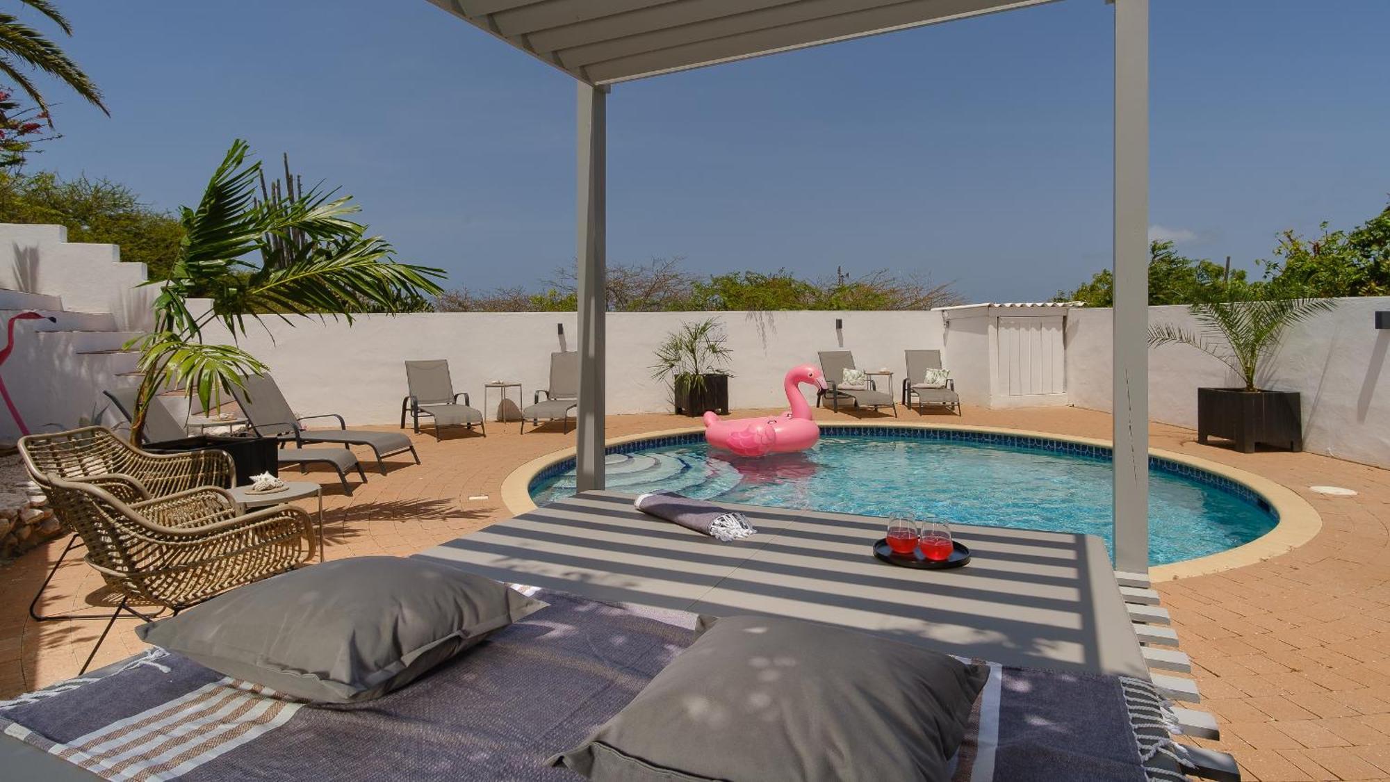 Saint Joris A Tiny Boutique Resort Willemstad Exterior photo