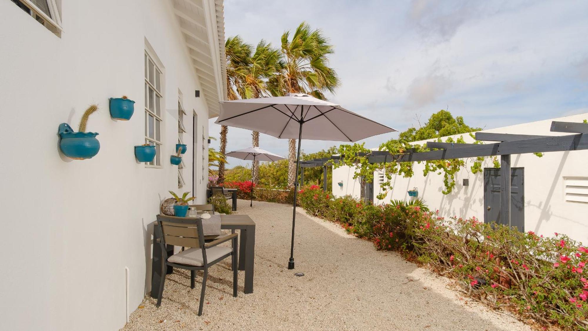 Saint Joris A Tiny Boutique Resort Willemstad Exterior photo